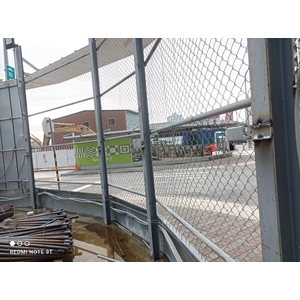 鐵絲網透空圍籬 , 侲丰工程有限公司