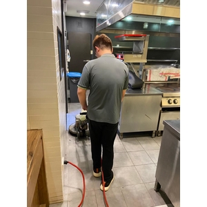 餐廳廚房地板清洗
