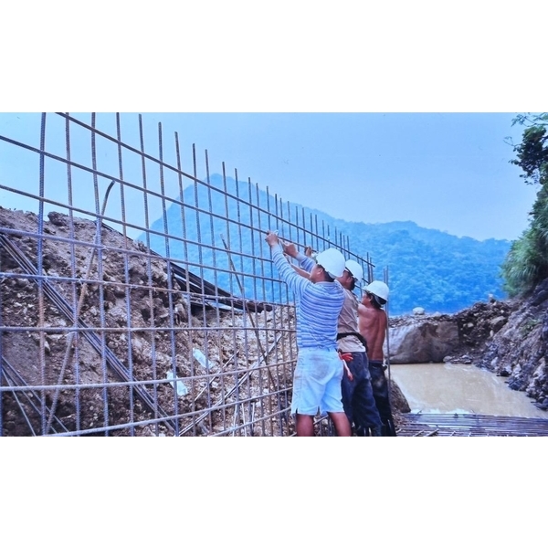 翡翠水庫水土保持工程（含回包式加勁擋土牆）-擴疆實業有限公司