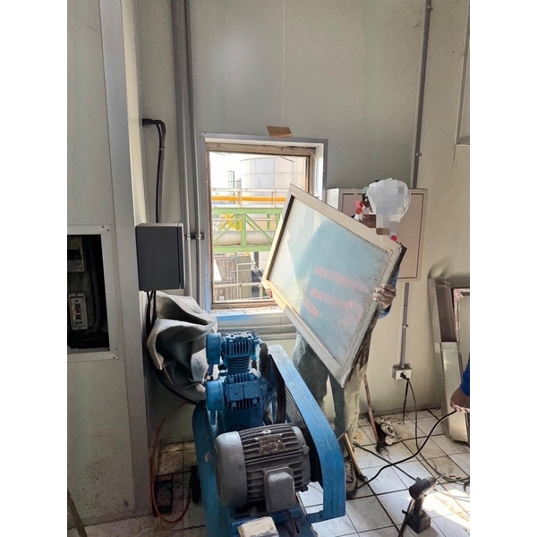 折疊紗簾及鋁窗安裝工程-擴疆實業有限公司