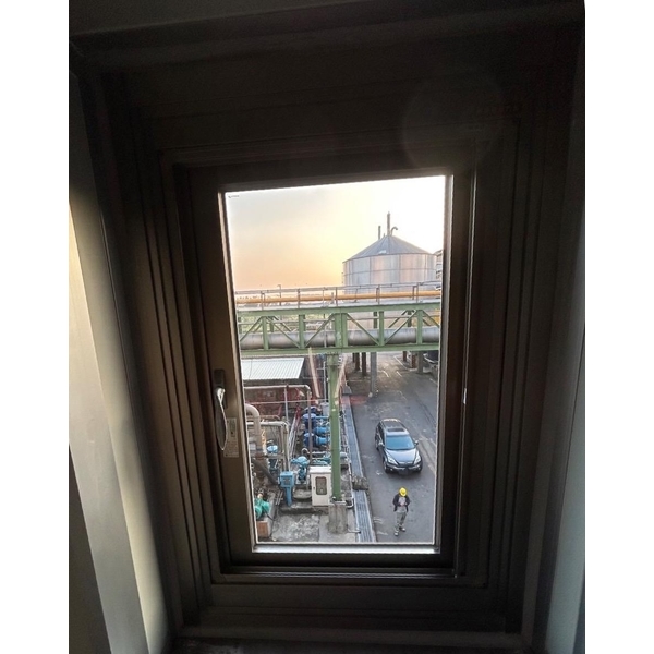 折疊紗簾及鋁窗安裝工程-擴疆實業有限公司