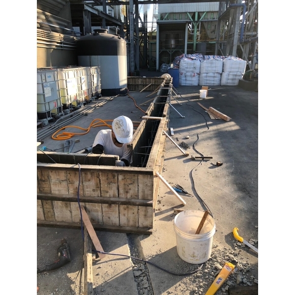 防溢堤興建及防水漆工程-擴疆實業有限公司