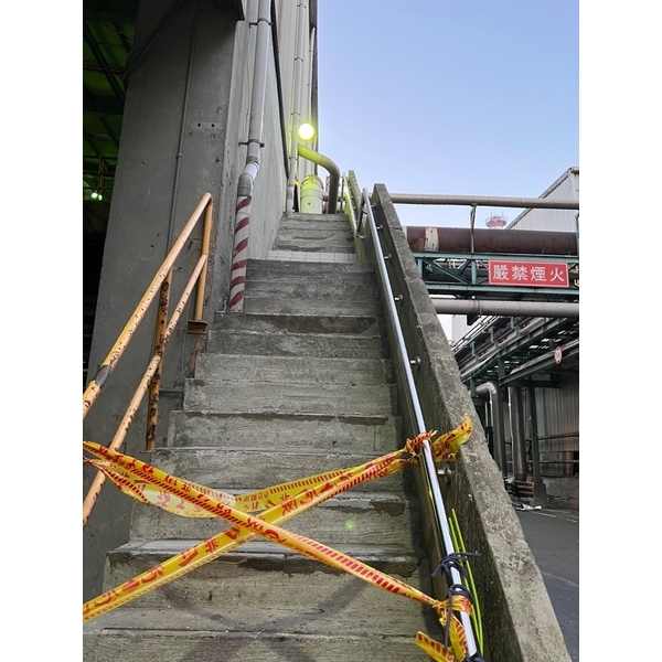 樓梯修繕工程（含泥作及貼磚）-擴疆實業有限公司