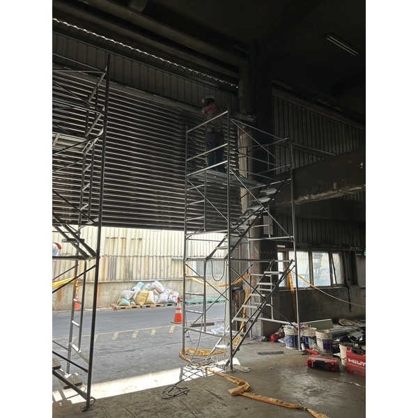 鐵捲門及周邊浪板更新修繕工程-擴疆實業有限公司