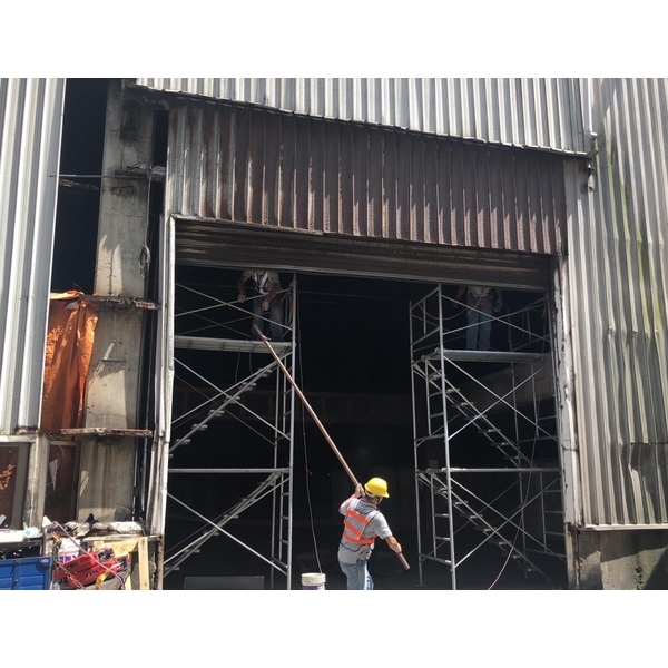 鐵捲門及周邊浪板更新修繕工程-擴疆實業有限公司