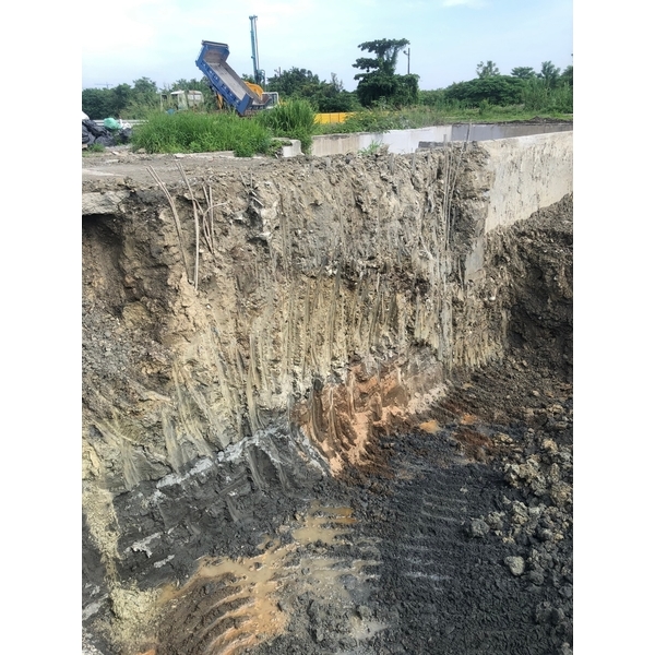 鄰房托基樁微型樁,長鴻開發工程有限公司