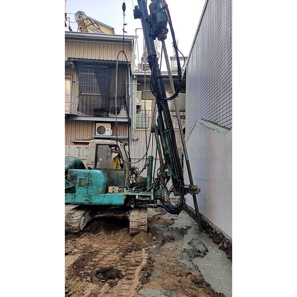 鄰房托基樁微型樁,長鴻開發工程有限公司
