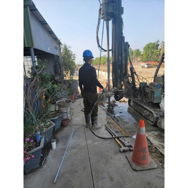 鄰房托基樁微型樁