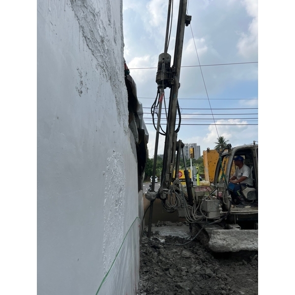 鄰房托基樁微型樁-長鴻開發工程有限公司