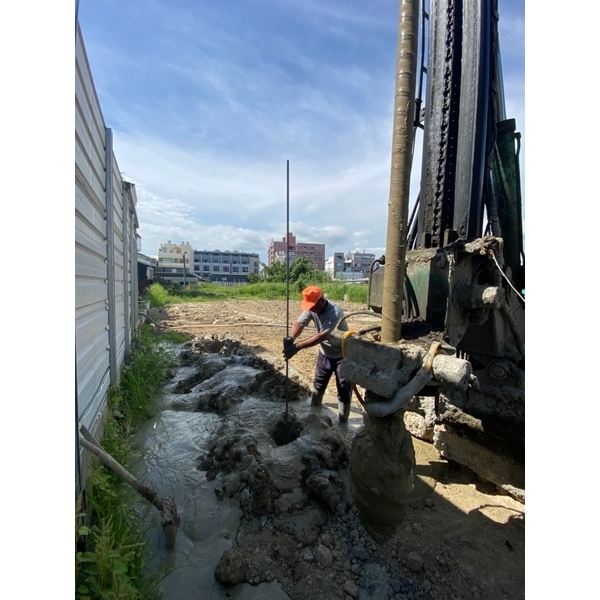 鄰房托基樁微型樁-長鴻開發工程有限公司