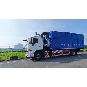 廢棄物清運車