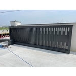 單軌大門烤漆-鐵灰色QC8058 - 虔程金屬科技股份有限公司