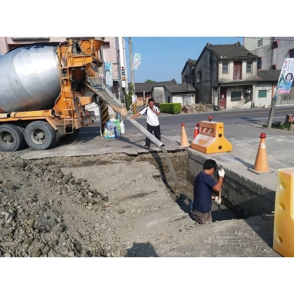 竹塘廣安宮圍牆