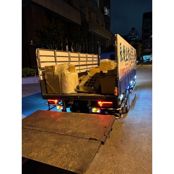 全台高效率精緻搬家｜專人打包收納、重物運輸，全台貨車配送精準對接
