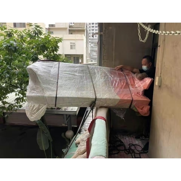全台專業大型傢俱高空吊運｜安全、高效的吊車搬家工程團隊