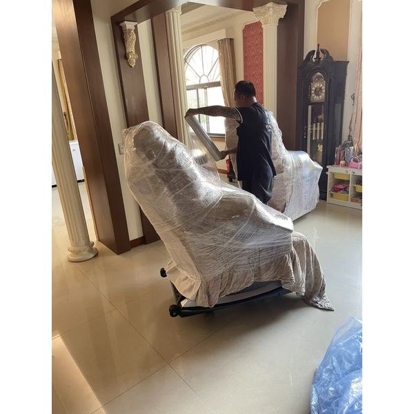 全台大型沙發搬運推薦｜家具運輸專業服務團隊