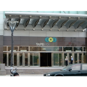 自動門機械-台北101百貨
