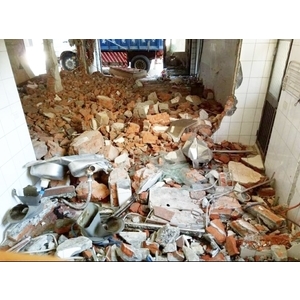 建築拆除廢棄物清運 - 寶島工程行