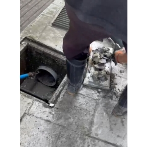 台中水溝管內水泥切除工程｜上合清潔事業工程行全台服務 - 上合清潔事業工程行