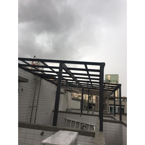 屋頂採光罩施工