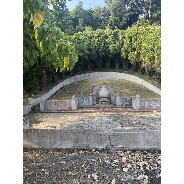 代客墓園割草-辰鎂工程