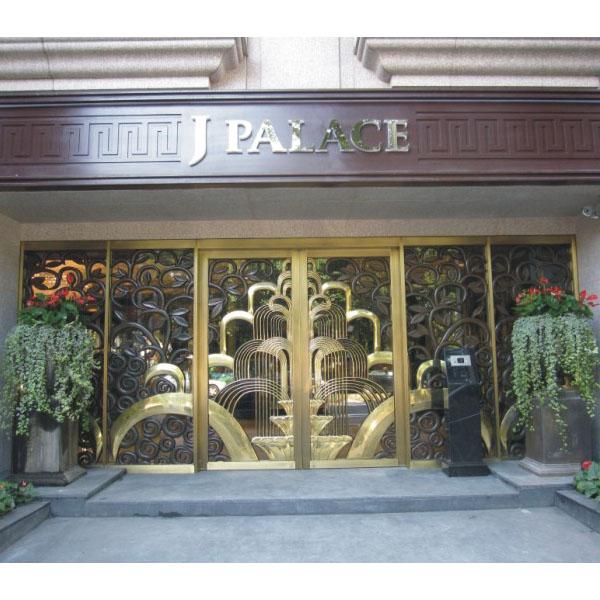 不鏽鋼鍍鈦工程、硫化銅工程、鋁合金格柵工程、鑄鋁工程,優典國際開發有限公司