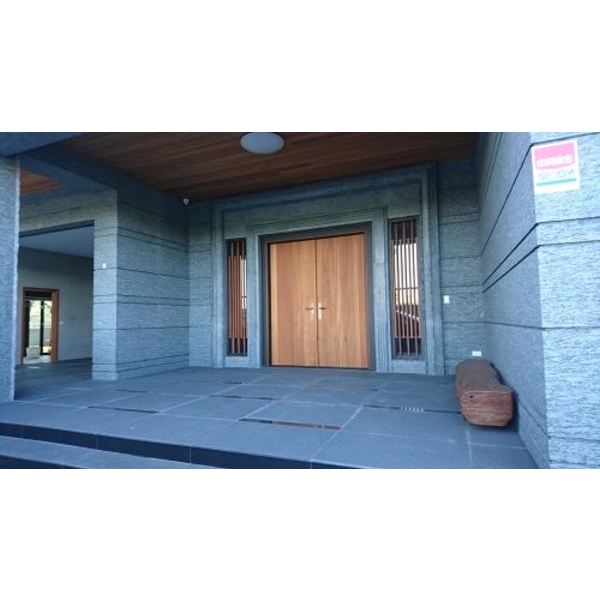 桃園平鎮-湖水隔音玄關門