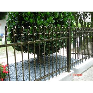 圍牆欄杆