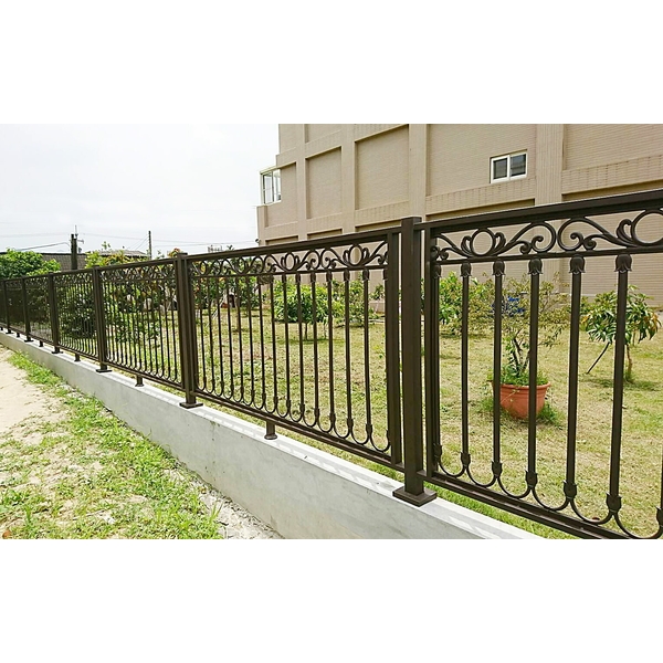 圍牆欄杆-德義欄杆有限公司