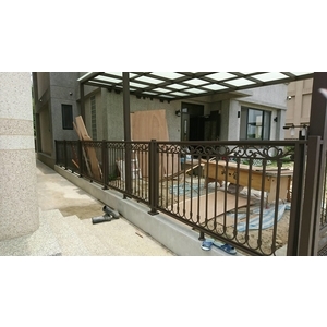 圍牆欄杆