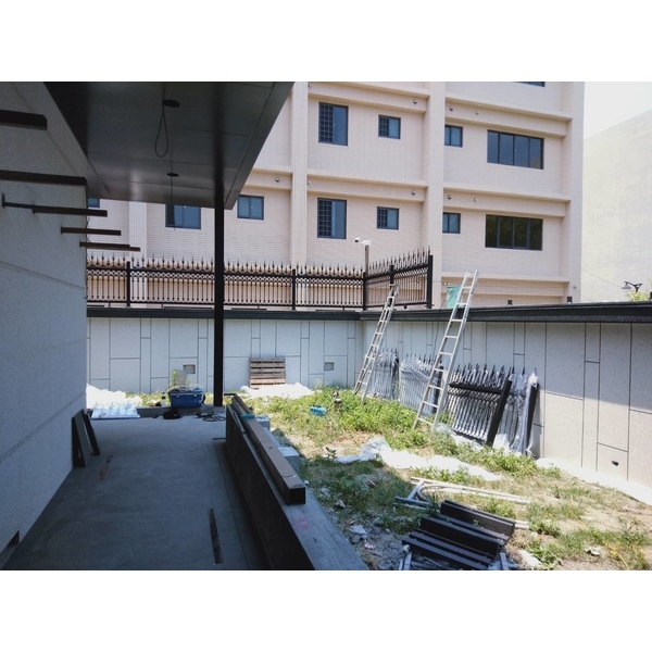 圍牆欄杆-德義欄杆有限公司