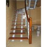 龍骨樓梯 - 福青金屬工程有限公司