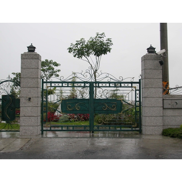 LUX油壓推桿式大門機