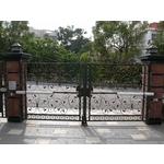 LUX油壓推桿式大門機 - 翔集實業有限公司