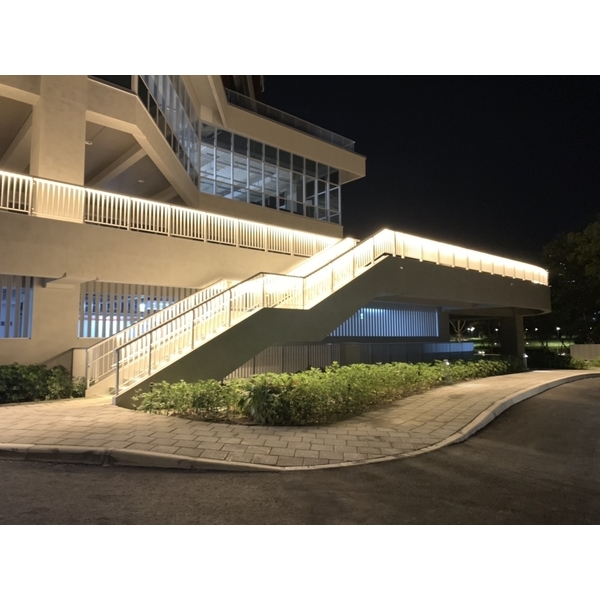 政大圖書館 政大圖書館-合特工程有限公司