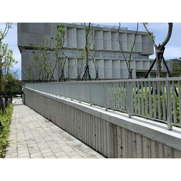 政大圖書館 政大圖書館-合特工程有限公司