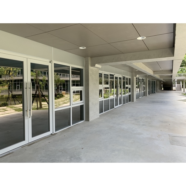 政大圖書館 政大圖書館,合特工程有限公司