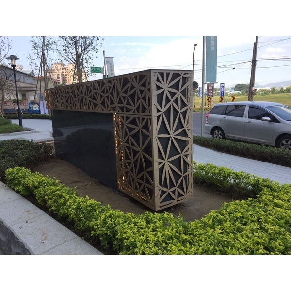 三本千晴,合特工程有限公司