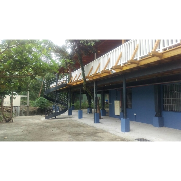 原木屋別墅(高雄)