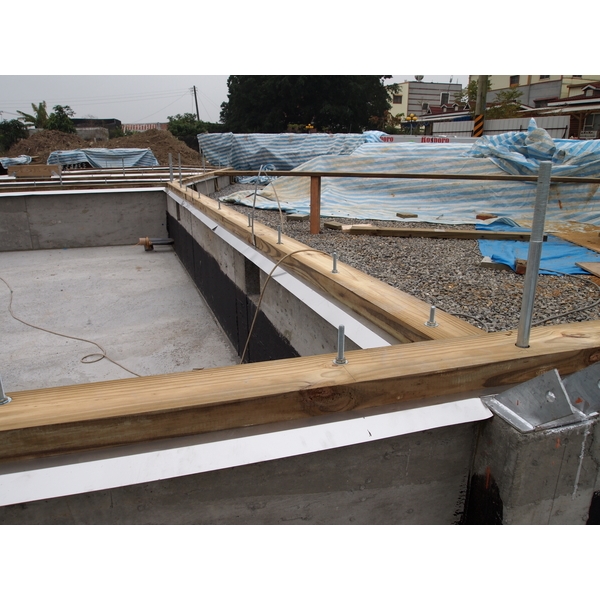 原木屋別墅(台南)