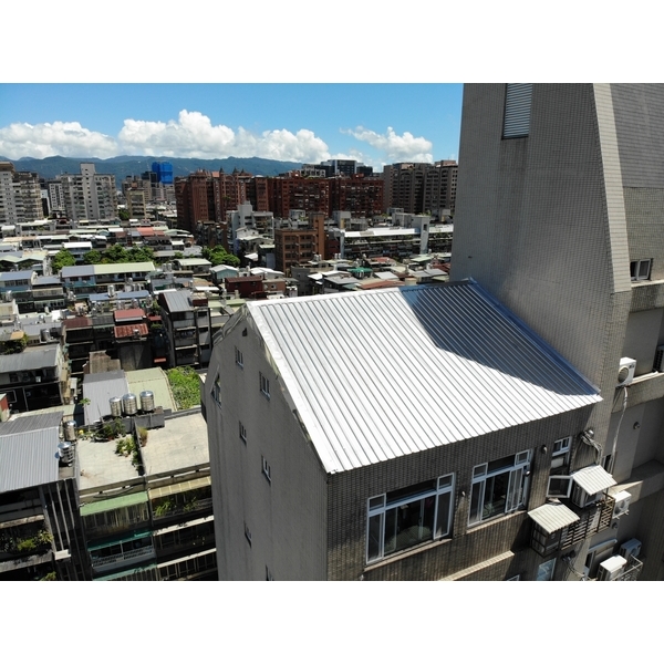 屋頂加蓋 屋頂加蓋-啟陽鐵工廠