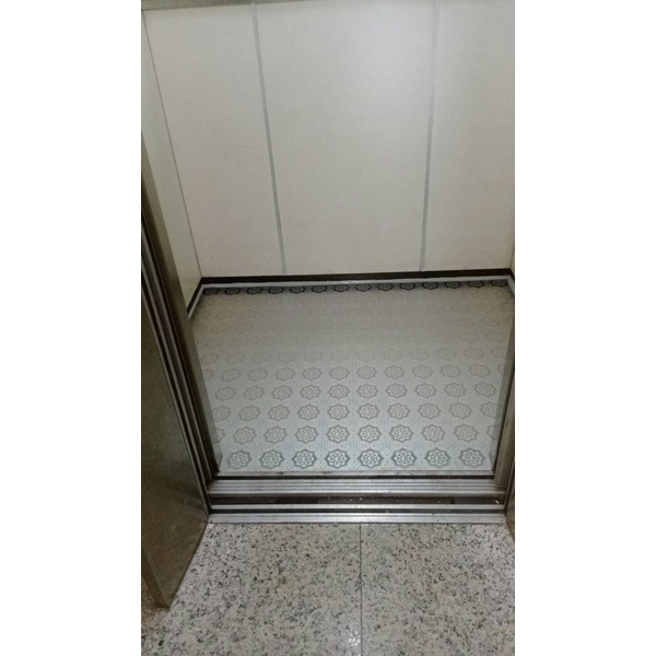 電梯地板換新-刻花板（已停售）