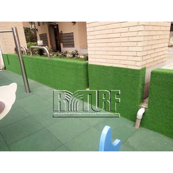 人工草皮遊戲區及景觀