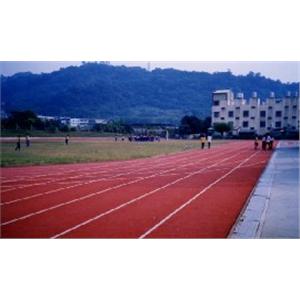 跑道-台中縣吉峰國民小學