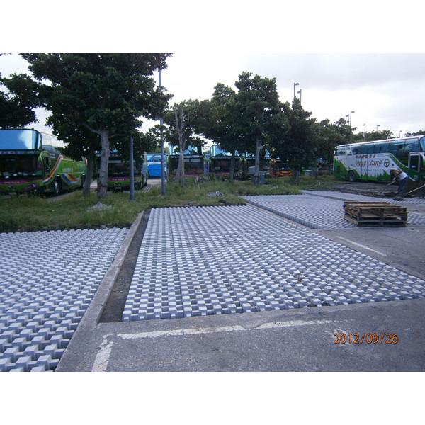 停車場植草磚03,大興水泥製品企業社