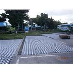 停車場植草磚03