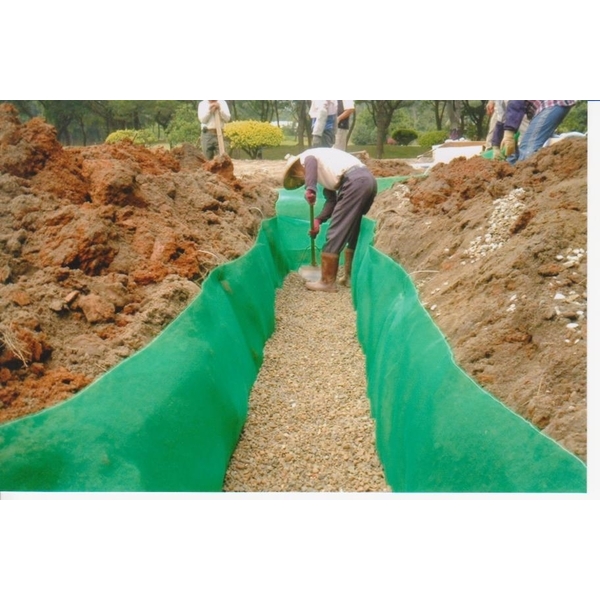 軟式透水管施工