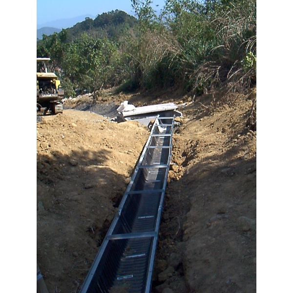 HDPE-U型溝施工-壹際實業有限公司