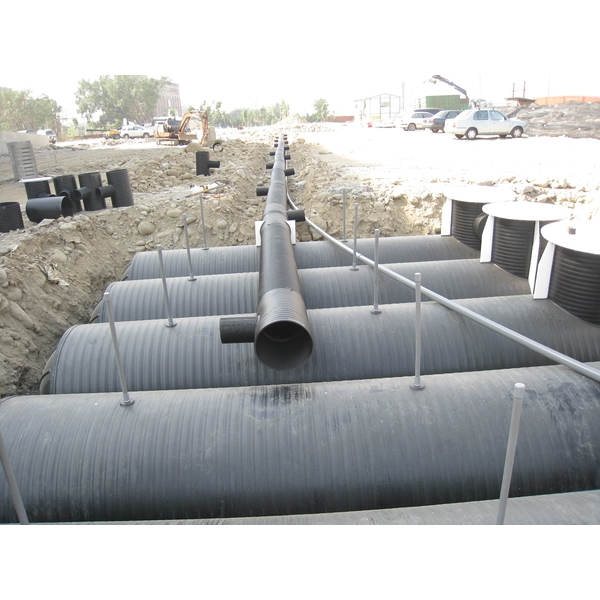 HDPE儲水槽施工-壹際實業有限公司