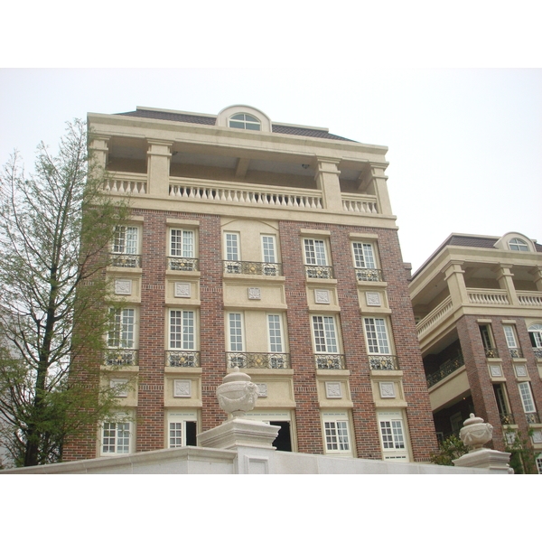 格子氣密窗 格子氣密窗,鎮辰企業有限公司